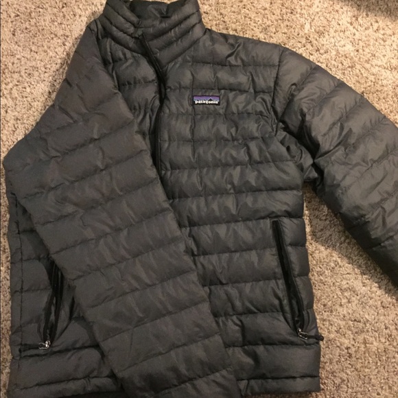Grey Patagonia puffer jacket - Picture 2 of 4